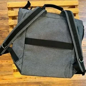 TUMI Gray and black roll top backpack. Fits over luggage handle. Harrison Osborn Roll Top Backpack Black | TUMI Belgium main image 4